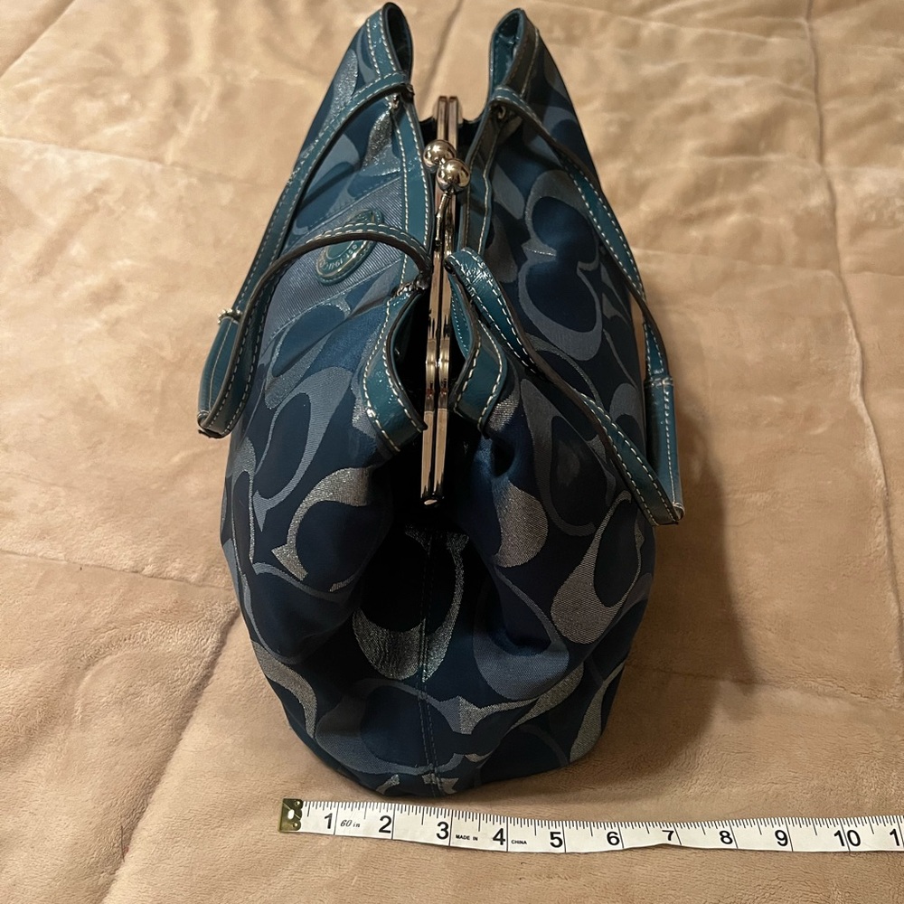 COACH Tote in Emerald Green and Silver - Picture 3 of 5